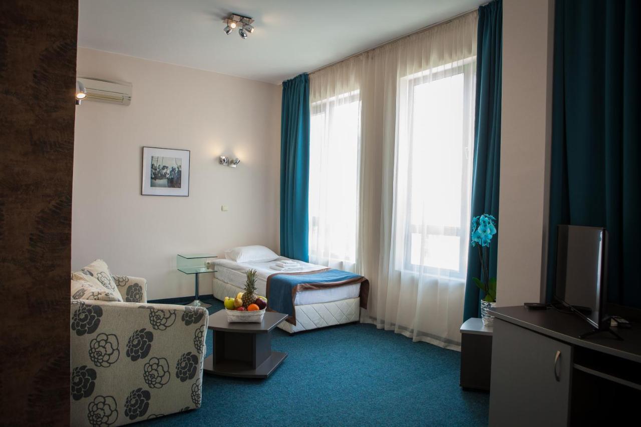 Family Opera Plaza- Former Hotel 2*